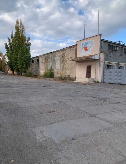 Сдаются помещения в отдельном хозяйственном комплексе на Новикова. Цена снижена!