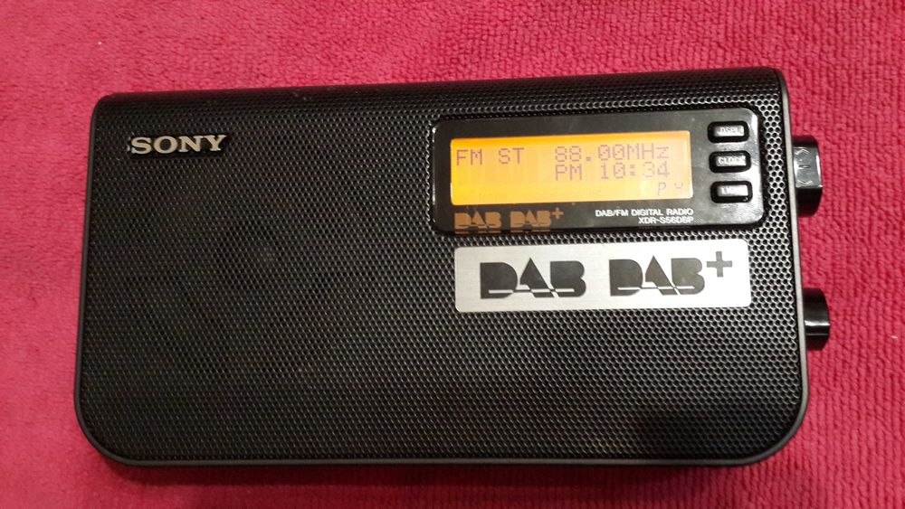 Цифровий радіоприймач Sony XDR-S56DBP (DAB/DAB+/FM) + Блок живлення