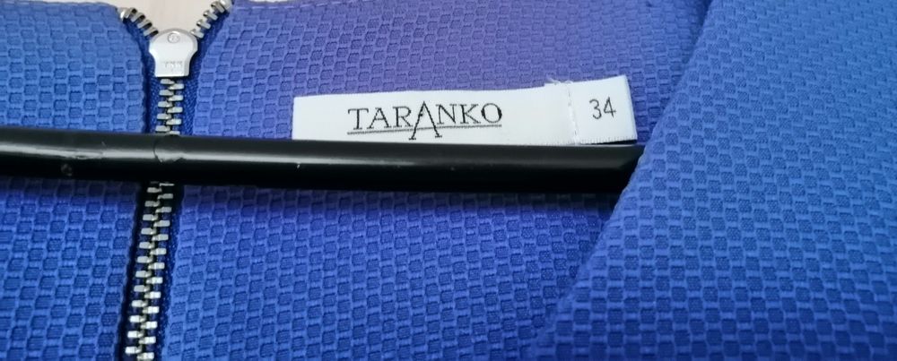 Sprzedam sukienkę firmy Taranko