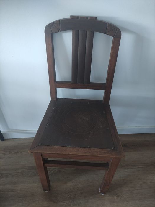Vendo Cadeira Antiga