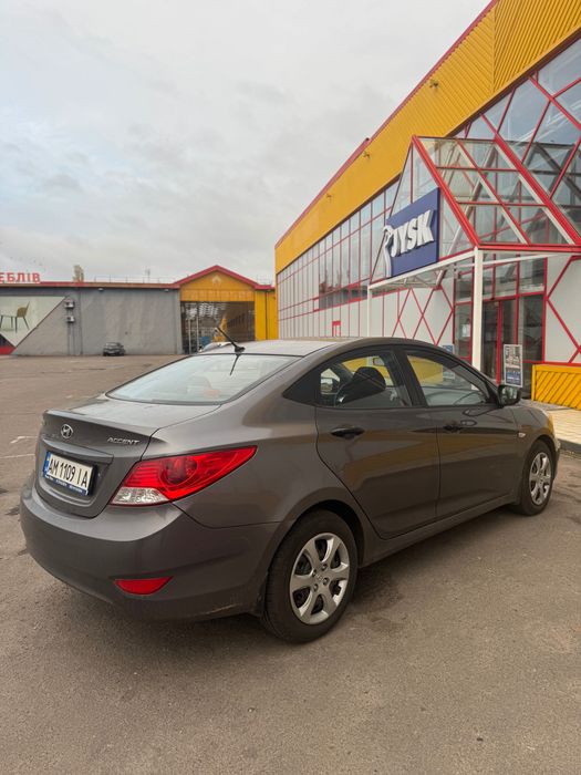 Авто на продаж.