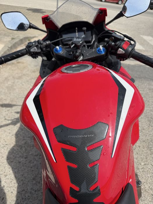 Honda CBR500R 2019