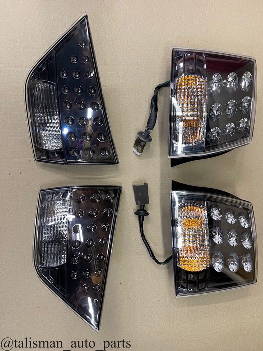 Mitsubishi OUTLANDER XL 4007 06-13 фонарь фара стоп ліхтар 1146356L 1146356R