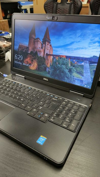 Dell Latitude E5540 – Intel Core i5, 15,6", SSD 256 / 8GB RAM