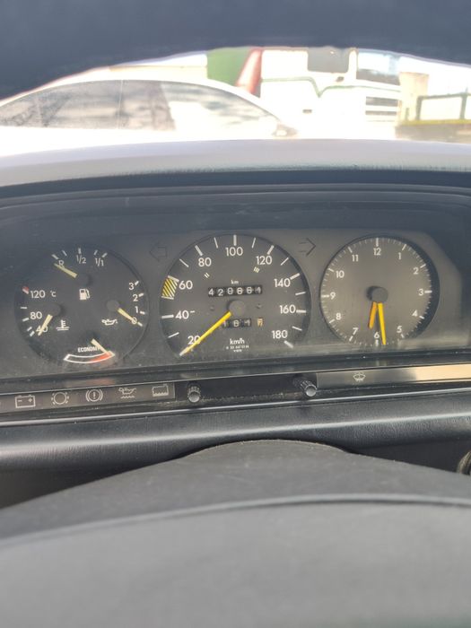 Mercedes-benz 190d