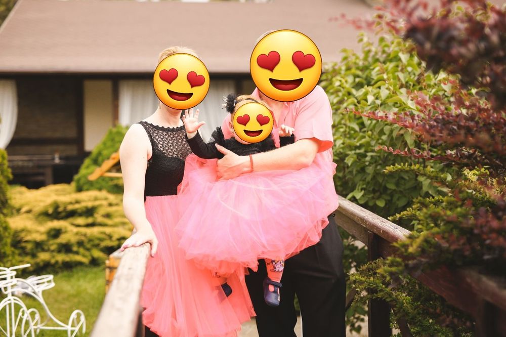 Продам Family look платья для мамы и дочки на годик
