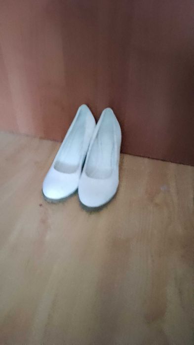 Buty damskie rozne r. 35-40