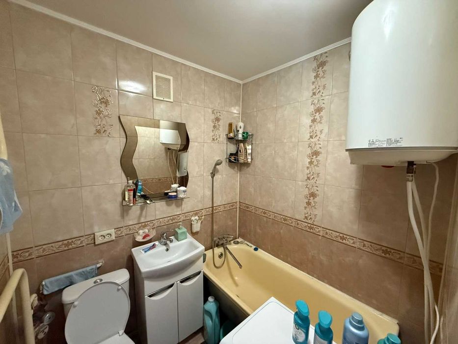 Продаж квартири, кімнати на мікрорайоні Дружба