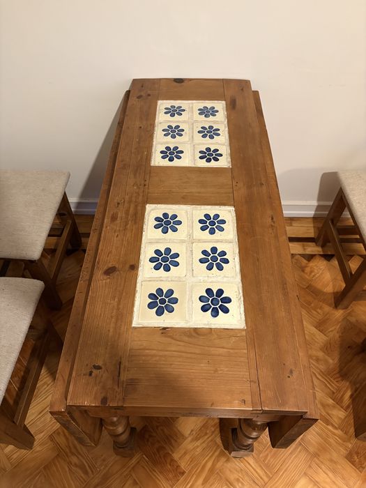 Mesa/Aparador de madeira mexicana extensivel + 4 cadeiras