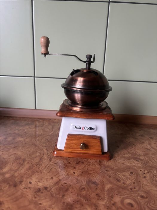 Кофемолка декоративная