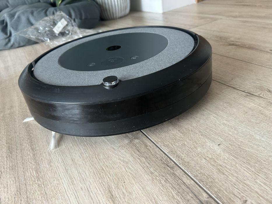 Irobot roomba i5+