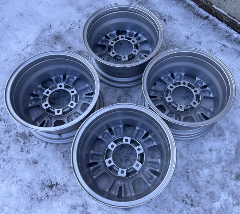 Литые диски r15 6x139.7 ET-10 Nissan/Chevrolet/Mitsubishi/Opel/Toyota