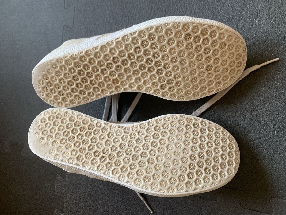 Adidas Gazelle Bege - mulher