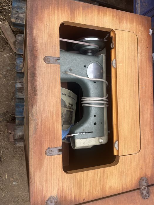 Maszyna do szycia Ideal!