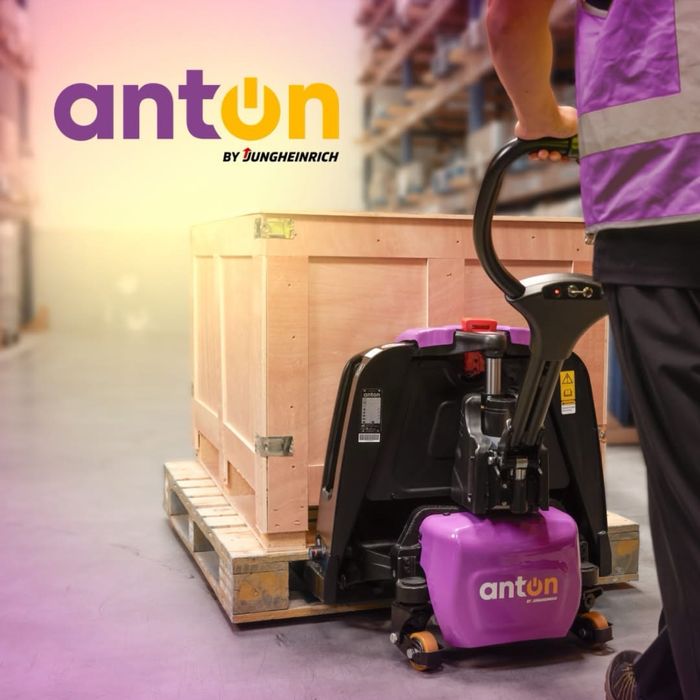 Електричний повідковий візок AntOn by Jungheinrich PTL 1.5