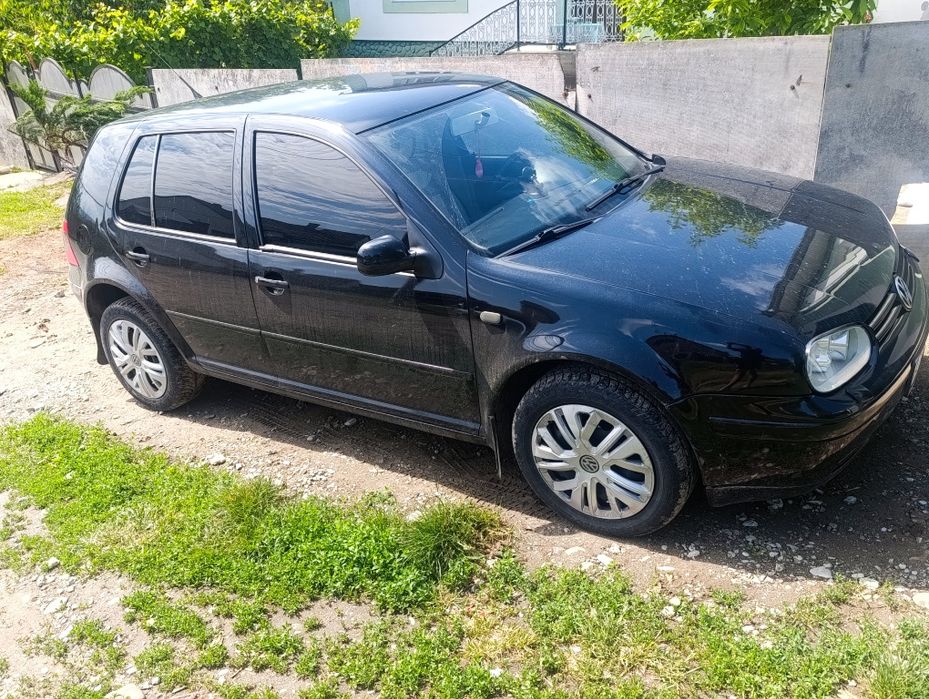 Продам гольф 4 1.6