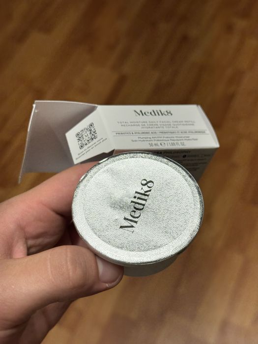 Продам змінний блок (рефіл) зволожувального крему Medik8 Total Moisture Daily Facial Cream не