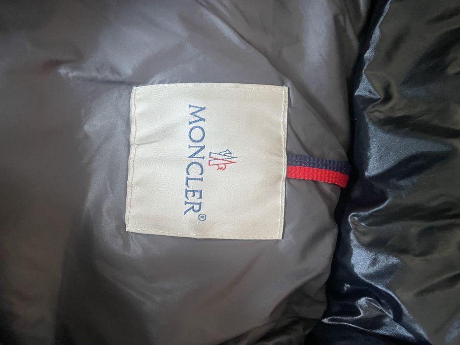 Kurtka moncler maya