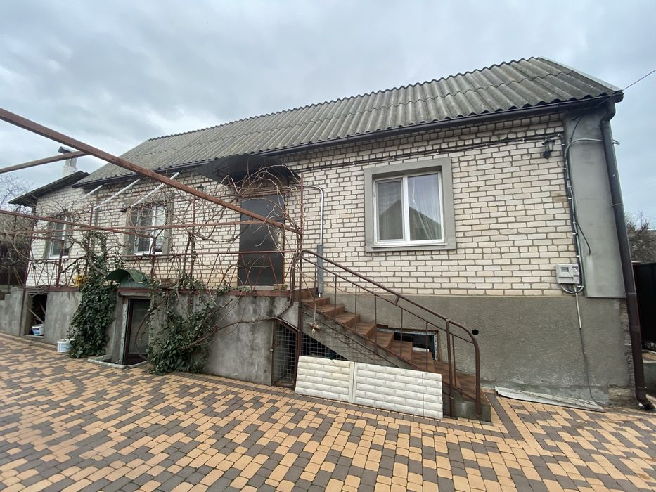 Продажа добротного дома недалеко от центра