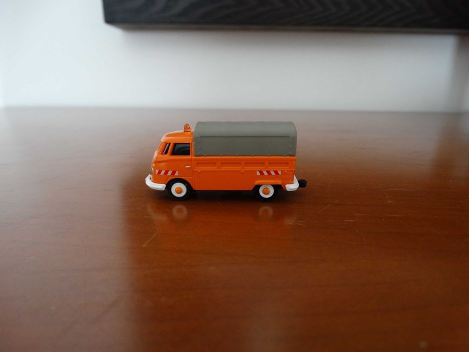 Carro telecomandado escala 1:87 HO