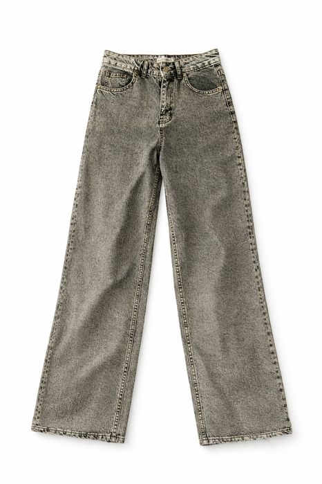 Стильні сірі джинси wide leg / прямий крій