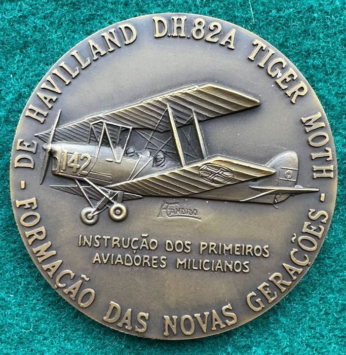 Medalha em bronze força aérea portuguesa