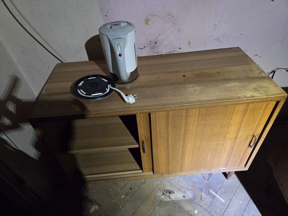 Sprzedam Doły meblościanek  z czasów PRL