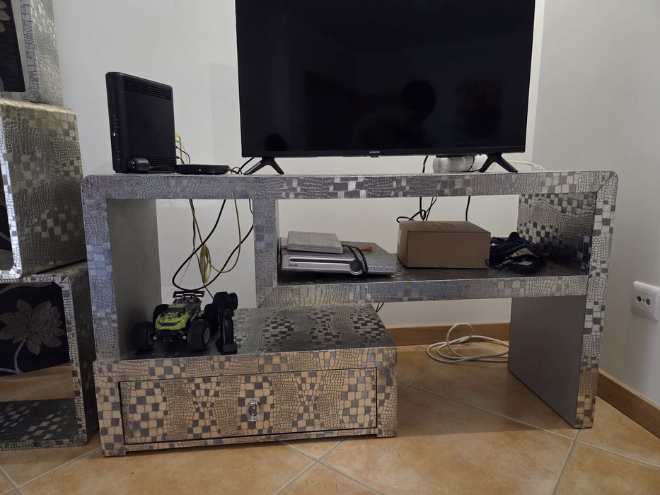 Móvel tv mais blocos