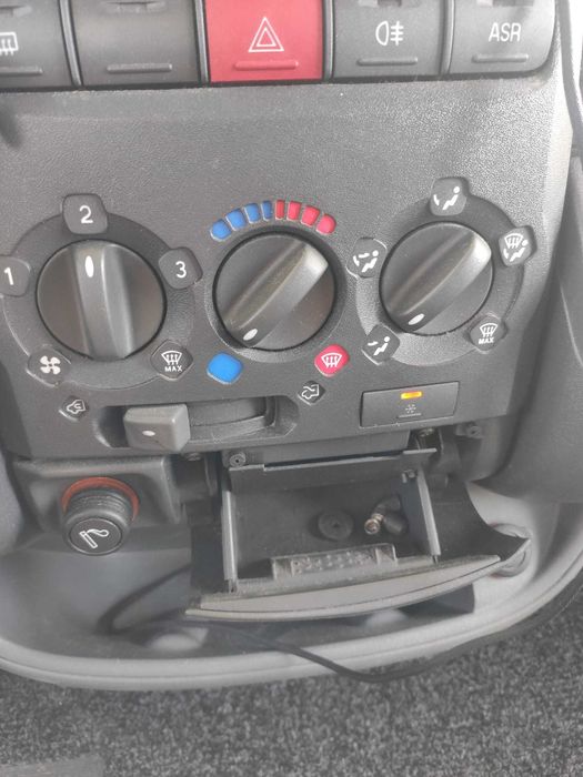 Autocaravana Euramobil  - Fiat Ducato 2.3 JTD com A/C