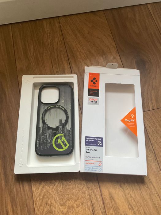 Etui Spigen iPhone 16 pro ultra hybrid t cc