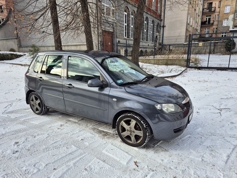 Mazda 2  1.4 Gaz