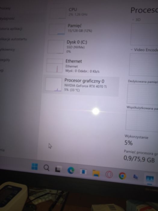 sprzedaję nowy komputer parametry i7 procesor 3.5gb ram 128gb dysk SSD