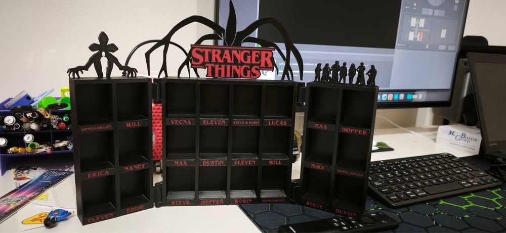 Поличка-стенд Stranger Things | Дивні дива kindee joy