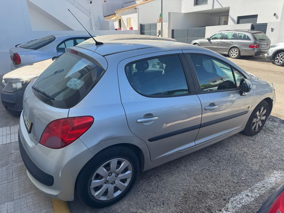 Carro Peugeot 207