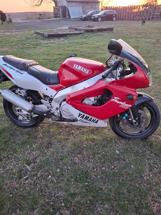Yamaha YZF 1000 Thunderace