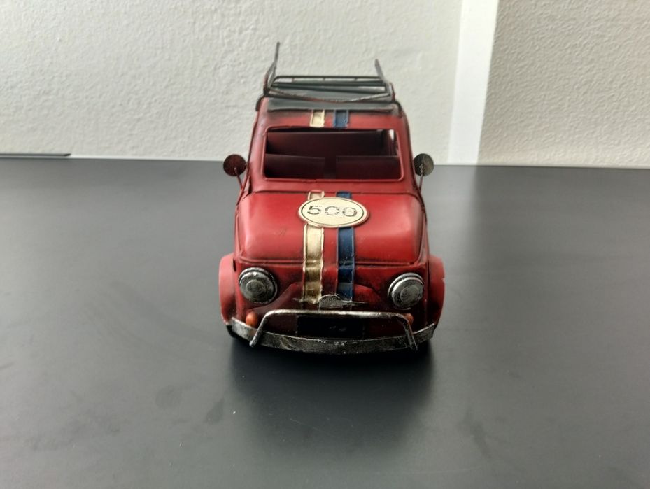 Carro em Metal Chapa