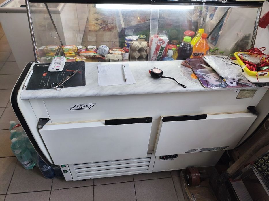 Witryna chłodnicza lada chłodnicza gablota Cold GL 90 sze 124