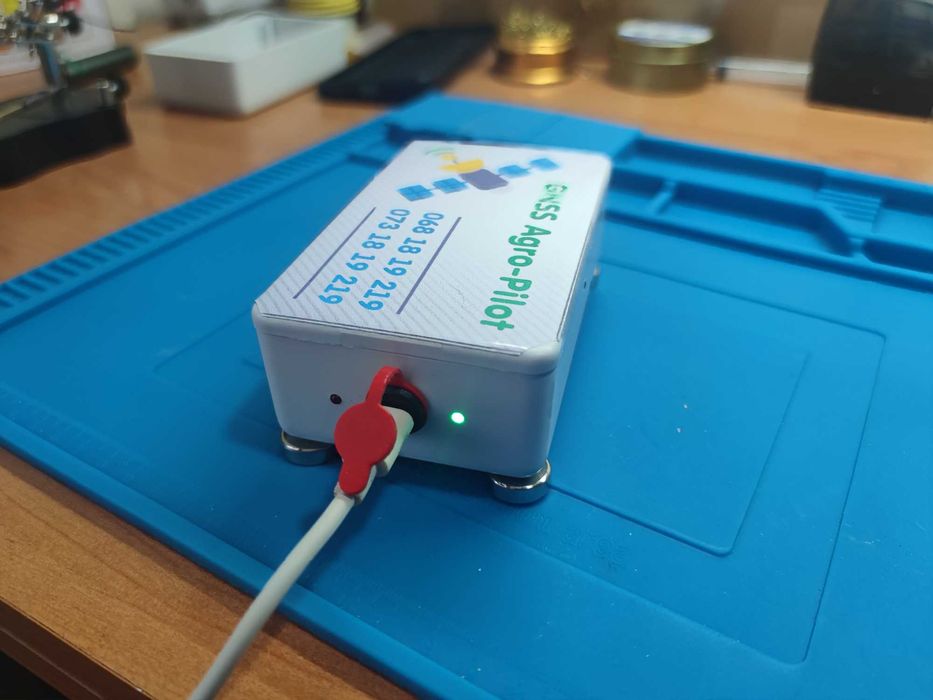 GNSS антенна з АКБ