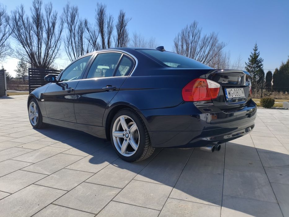 BMW 325i  xdrive