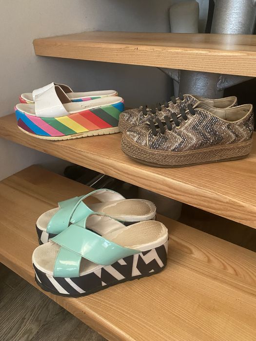 Продам обувь всю за 220