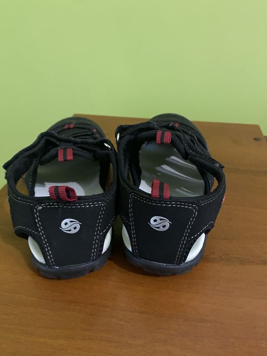 Трекінгові сандалі для підлітка Dockers