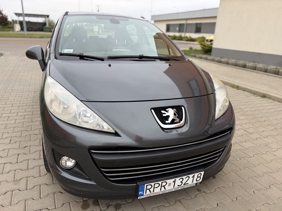 Peugeot 207