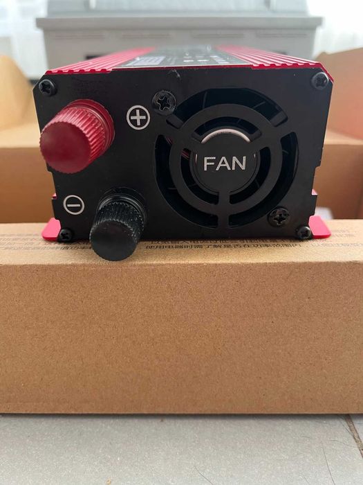 Інвертор - Pure Sine Wave Inverter DC 12v To AC 220V 3000W Portable