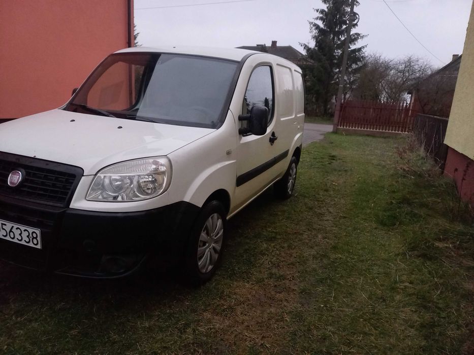 Sprzedam Fiat Doblo 180 000 przebiegu