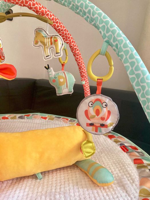Tapete e Ginásio de Atividades FISHER-PRICE para Bebé - ÓTIMO ESTADO!