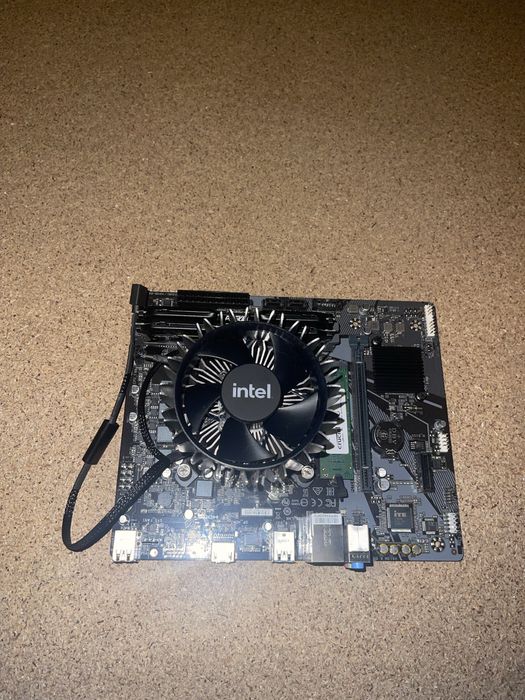 I9 12900 16GB DDR4 NVME 480GB