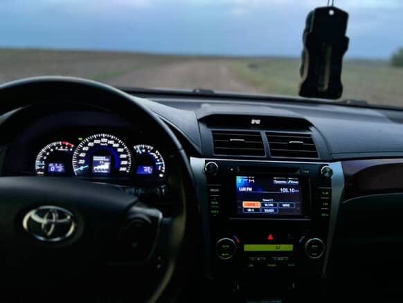 Тойота кемрі 50 2012