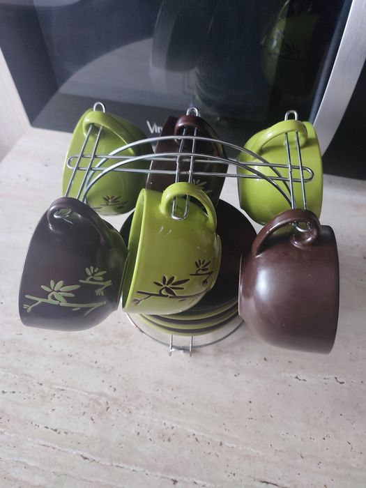 Набір чашок з підставкою