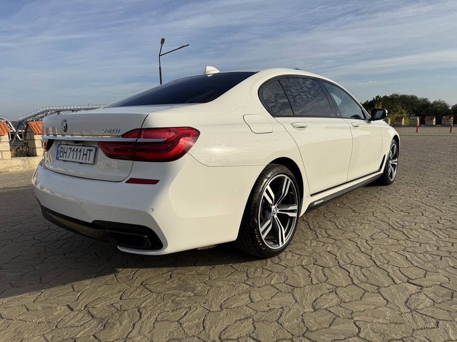 BMW  740Li  M-Pack  G12 семерка бмв авто
