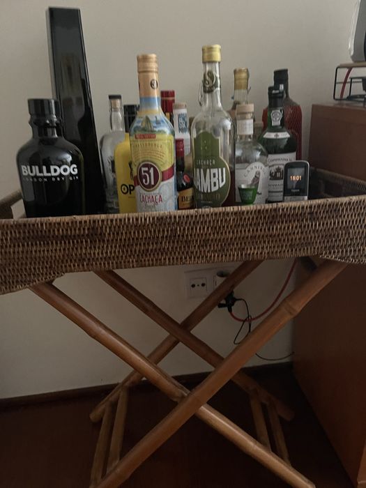 Bar em Verga  com tripe em bambu